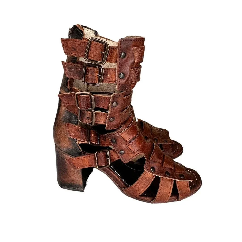 FREEBIRD‎ BY STEVEN Zeus Sandal’s Cognac Women’s Size 9